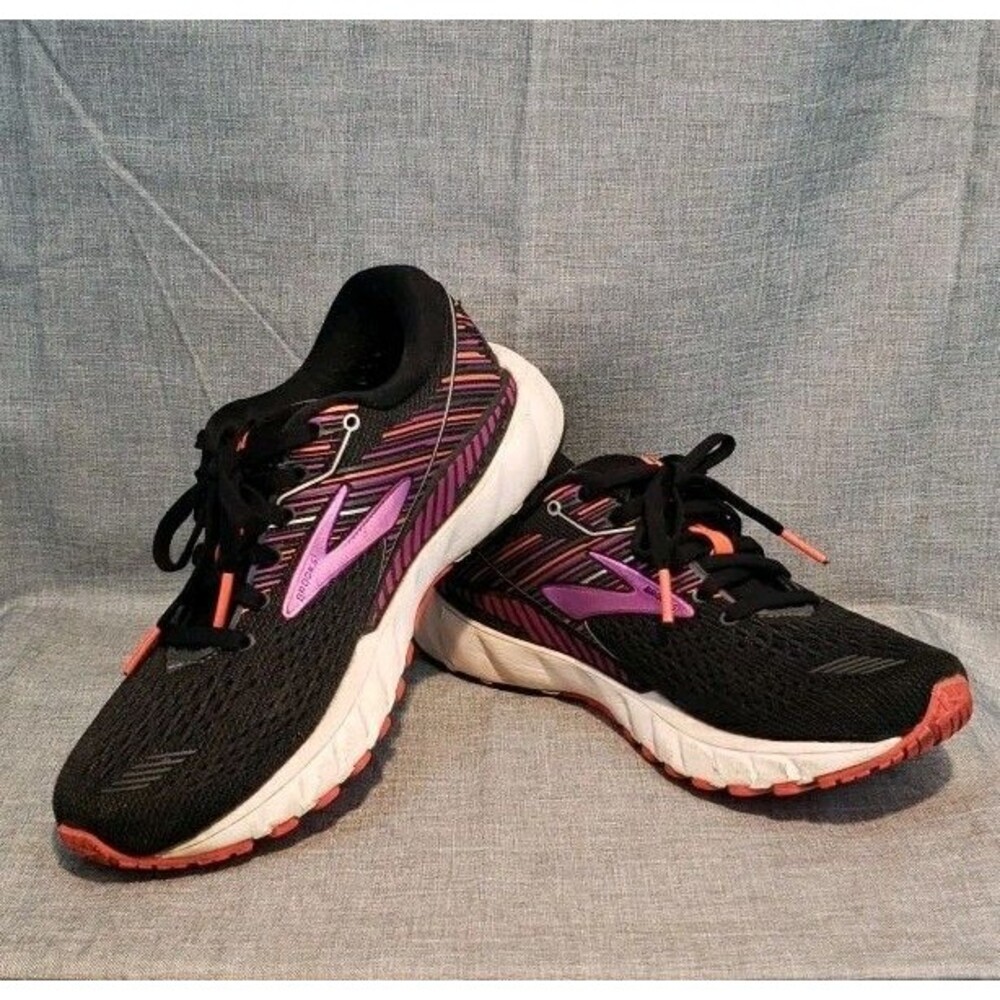 Brooks Adrenaline GTS 19 Running Shoes Women Size 6 DNA Loft 1202841B080 GUC